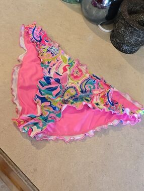 Ruffle Edge Bikini Swim Bottom